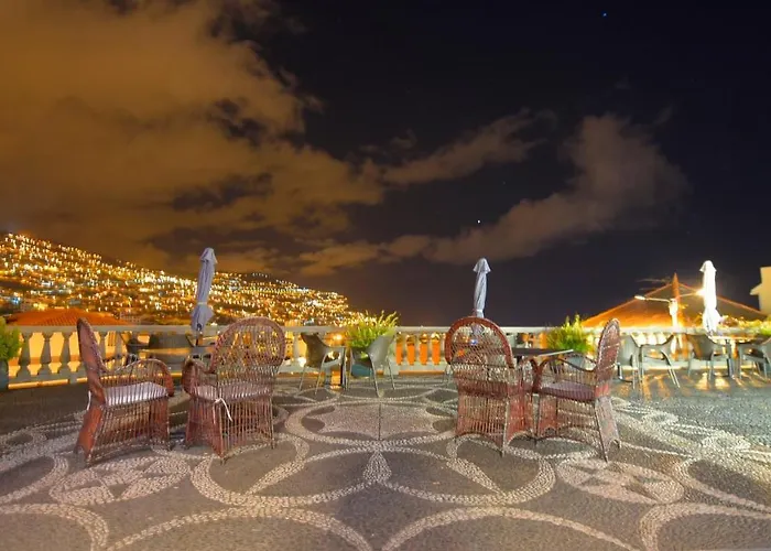 מלון Monte Carlo 3*