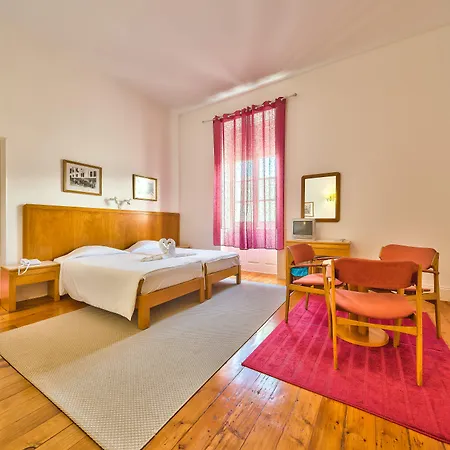 Monte Carlo Hotel