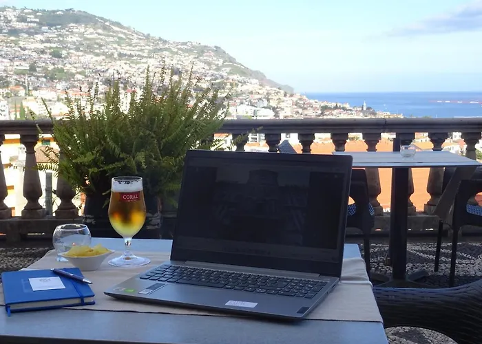 Monte Carlo Hotel
