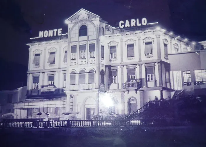 Monte Carlo Hotel