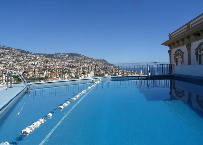 Monte Carlo Hotel 3*