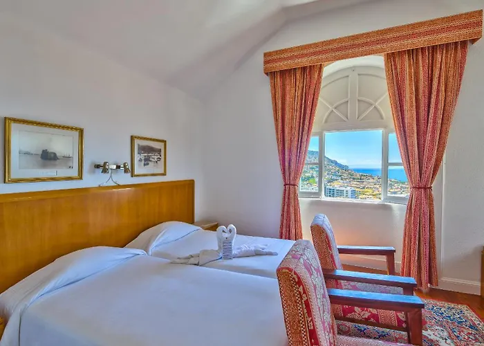 Monte Carlo Hotel 3*